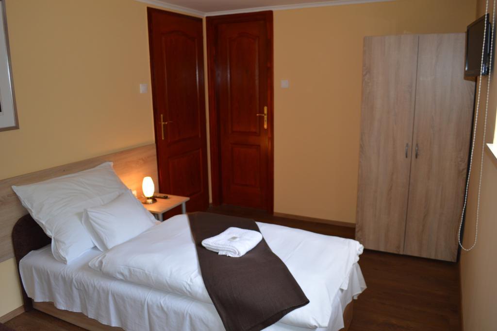 Muskatli Panzio Bed & Breakfast