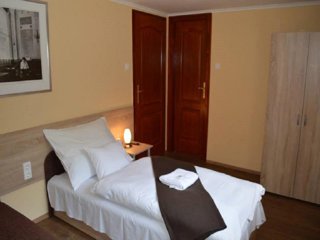 Bed & Breakfast Muskatli Panzio 2*